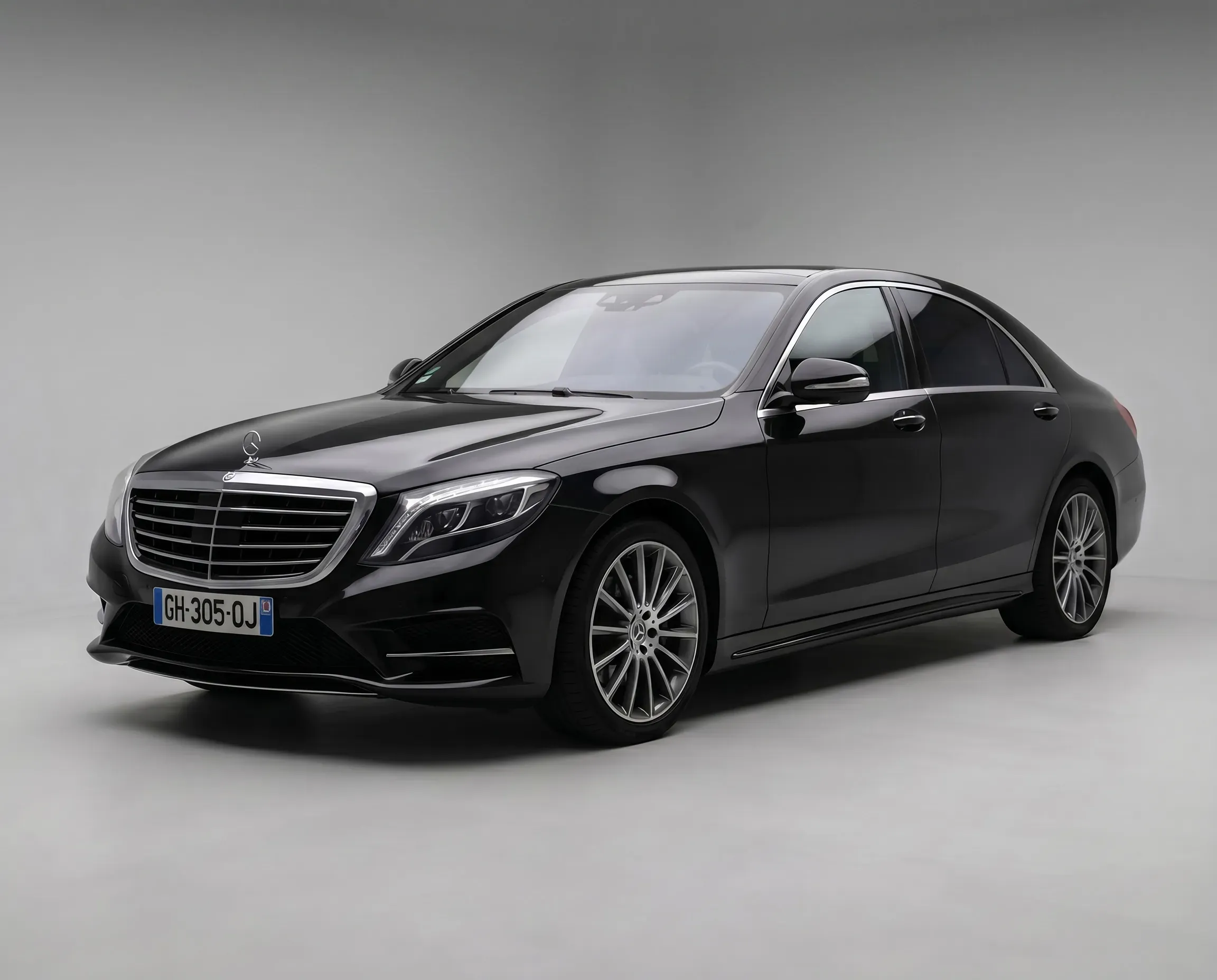 Mercedes-Benz S-Class luxury transfer vehicle
